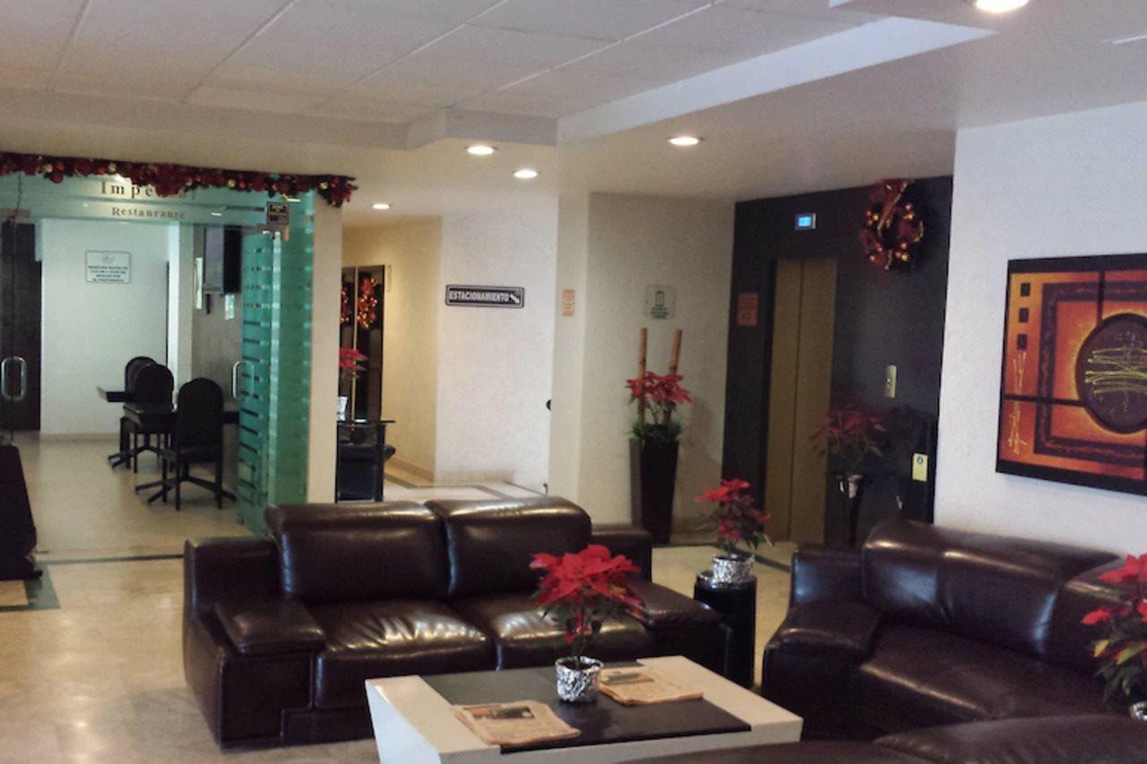 Hotel Real Del Sol - Zona Expo Industrial กัวดาลาฮารา ภายนอก รูปภาพ