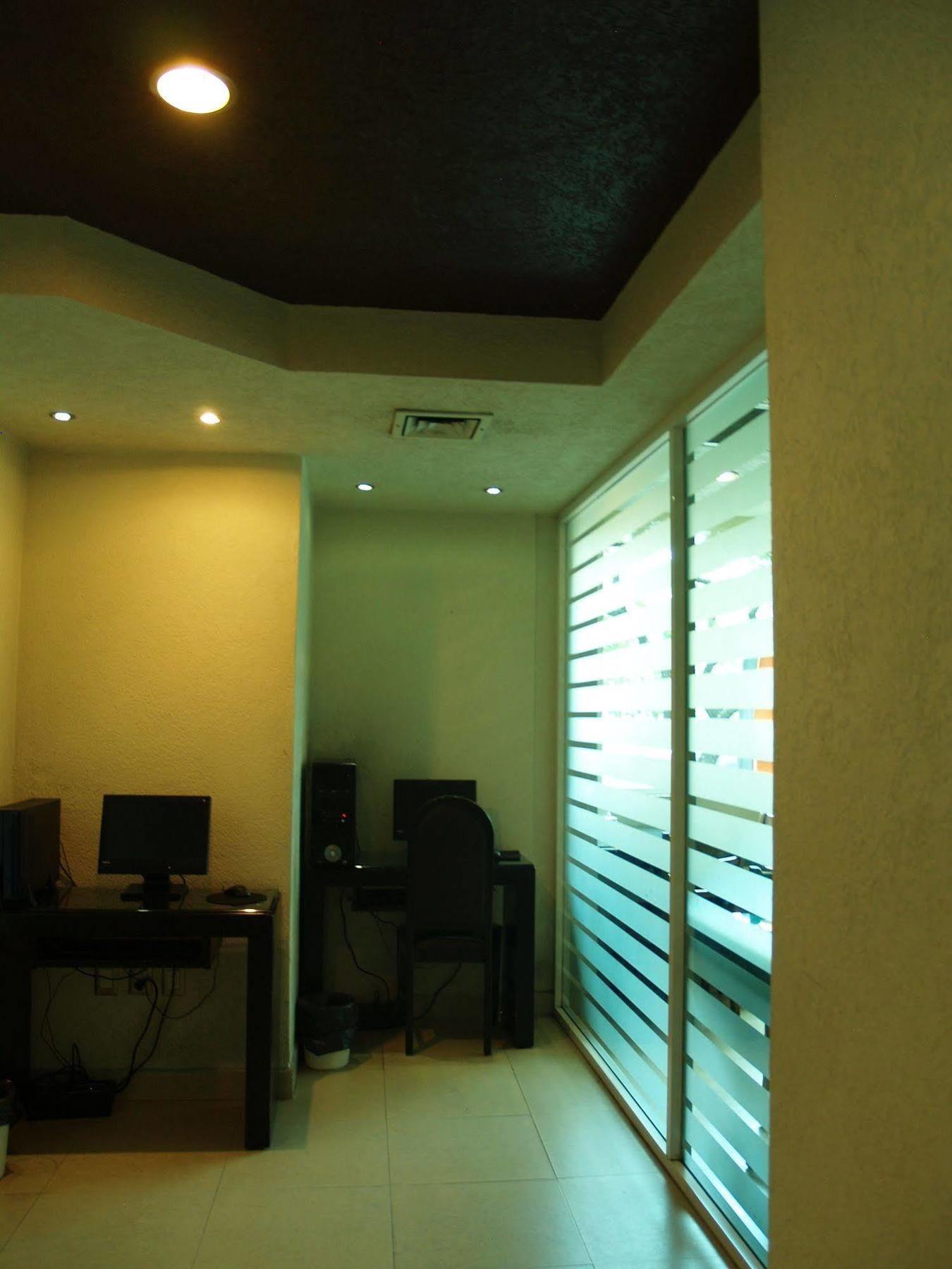 Hotel Real Del Sol - Zona Expo Industrial กัวดาลาฮารา ภายนอก รูปภาพ